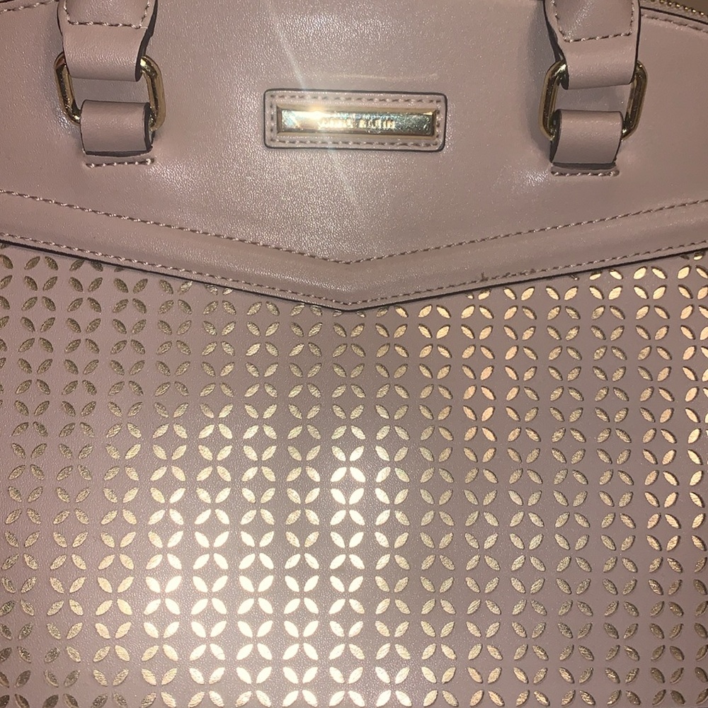 Elegant Taupe Handbag great condition